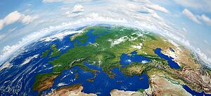 Illustration einer Weltkugel mit Fokus auf Europa