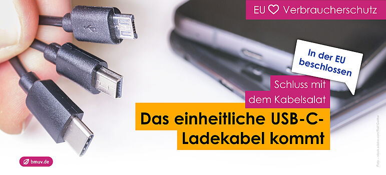 Foto: Mobiltelefon-Anschluss und 3 verschienede Kabelanschlüsse