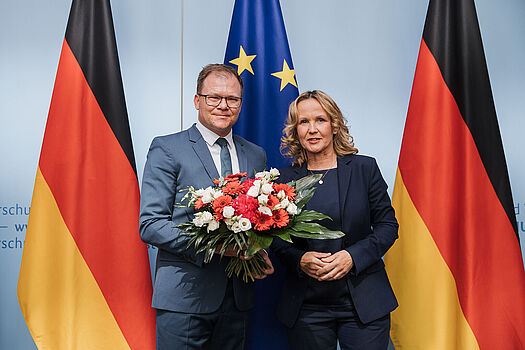 Carsten Schneider und Steffi Lemke Amtsübergabe: Carsten Schneider und Steffi Lemke
