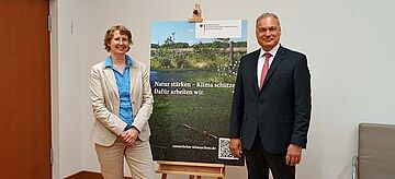Staatssekretärin des BMUV Dr. Christiane Rohleder und DLR-Vorstandsmitglied und Leiter der Deutschen Raumfahrtagentur im DLR, Herr Dr. Walter Pelzer