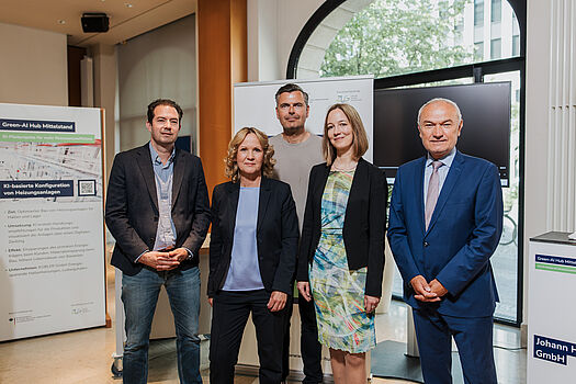 Gruppenfoto mit Steffi Lemke