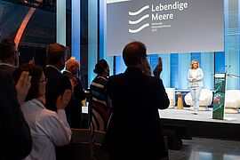 Steffi Lemke bei ihrer Rede auf der Nationalen Meereskonferenz